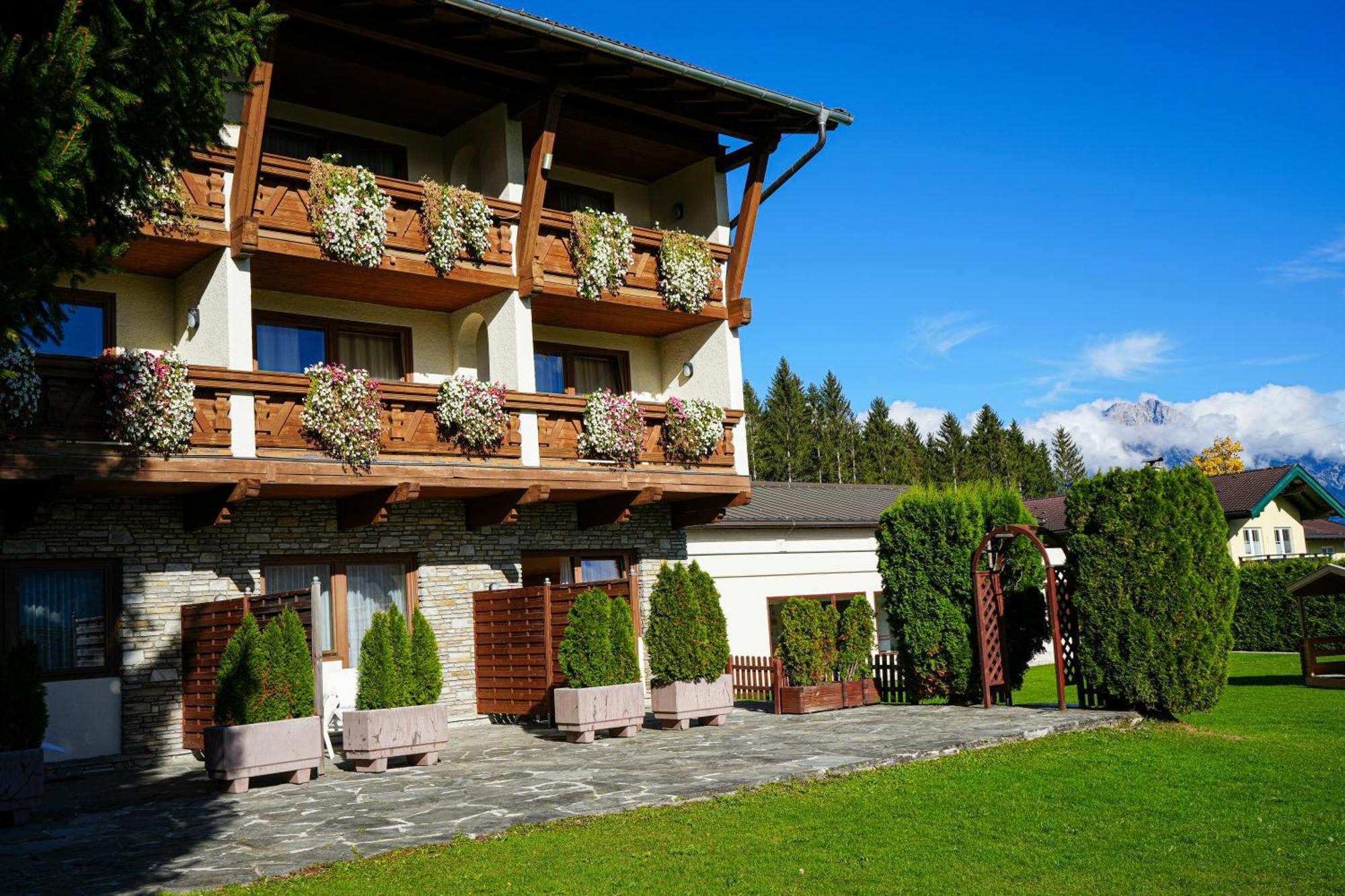 Gansl Hotel & Residences Saalfelden Exterior photo